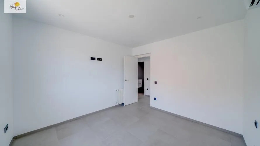 5 bedrooms villa for sale , Calpe, Spain No. 510 № 12