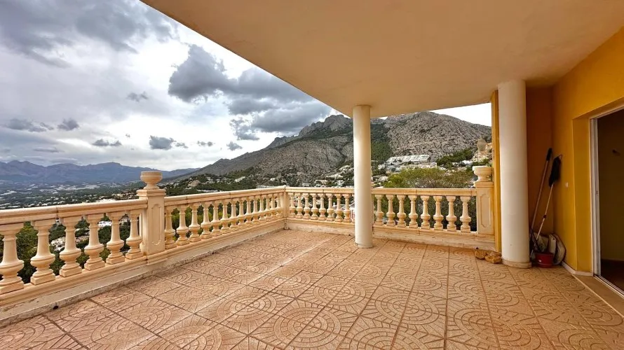 5 bedrooms villa for sale , Zona Altea Hills, Spain No. 536 № 25