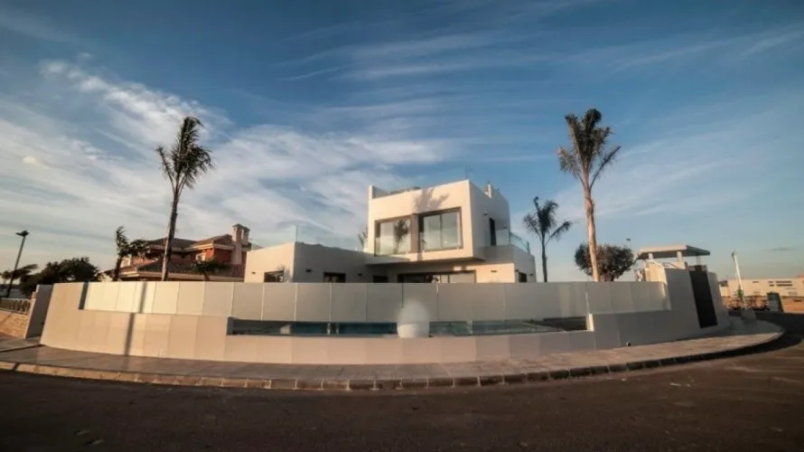 157m² villa for sale , La Zenia, Spain No. 436 № 1