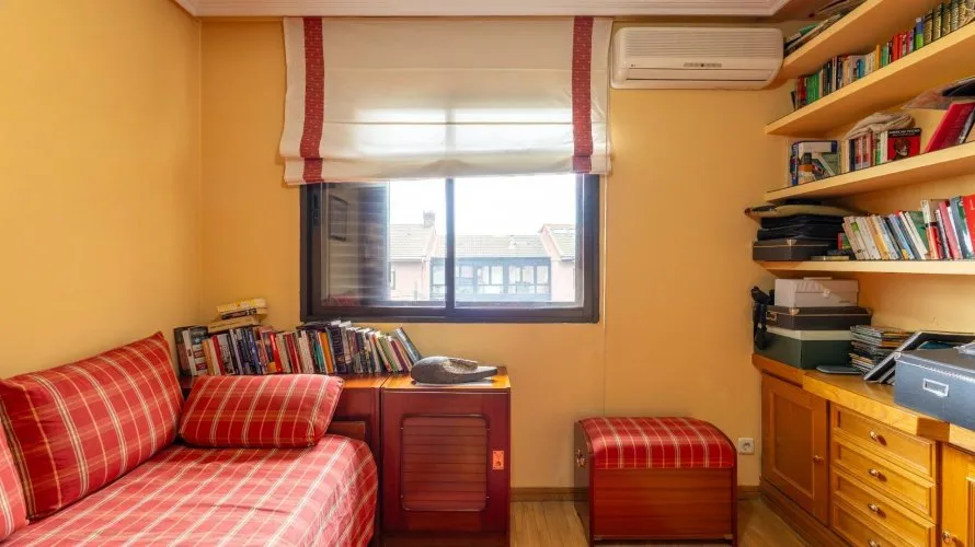 6 bedrooms house for sale , Madrid, Spain No. 431 № 28