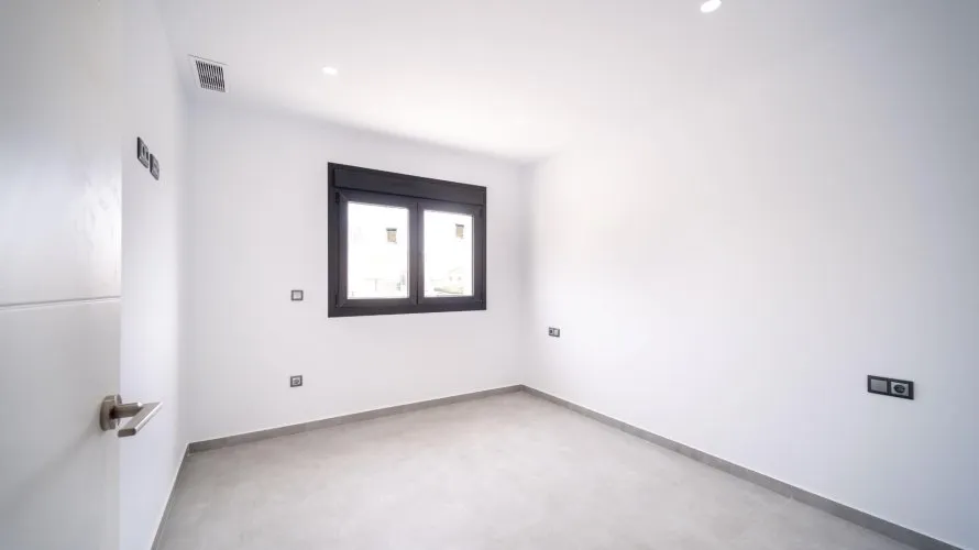 3 bedrooms villa for sale , Torrevieja, Spain No. 494 № 4