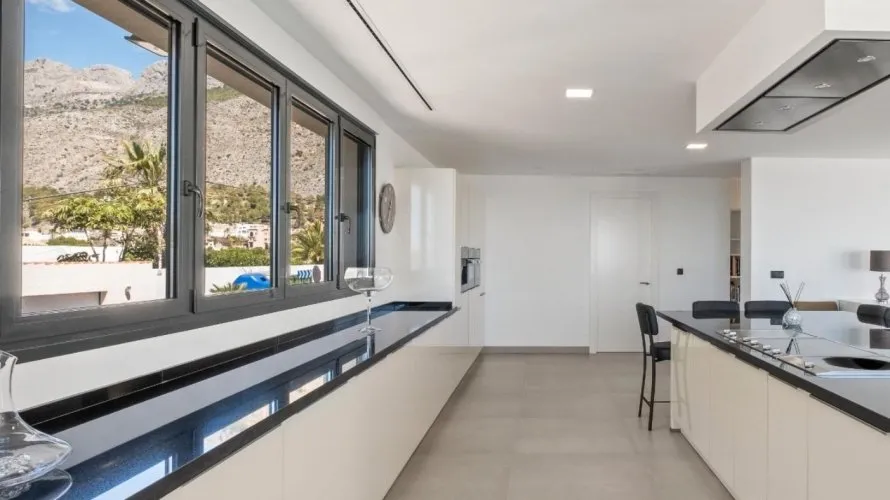 5 bedrooms villa for sale, Zona Altea Hills, Spain No. 703 № 19