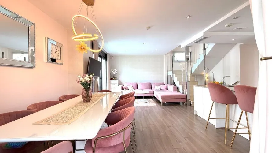 5 bedrooms villa for sale, Torrevieja, Spain No. 707 № 8