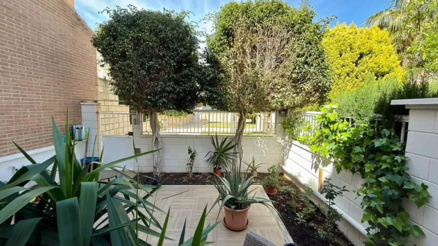 6 bedrooms bungalow for sale, Alicante, Spain No. 679 № 10