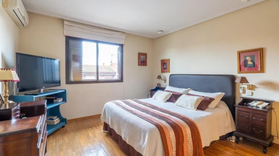 6 bedrooms house for sale , Madrid, Spain No. 431 № 18