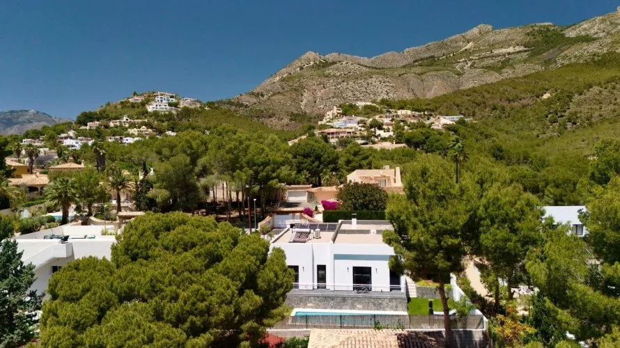 4 bedrooms villa for sale , Altea La Vella, Spain No. 418 № 4