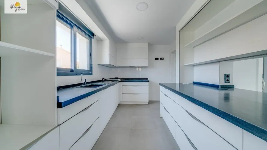 5 bedrooms villa for sale , Calpe, Spain No. 510 № 9