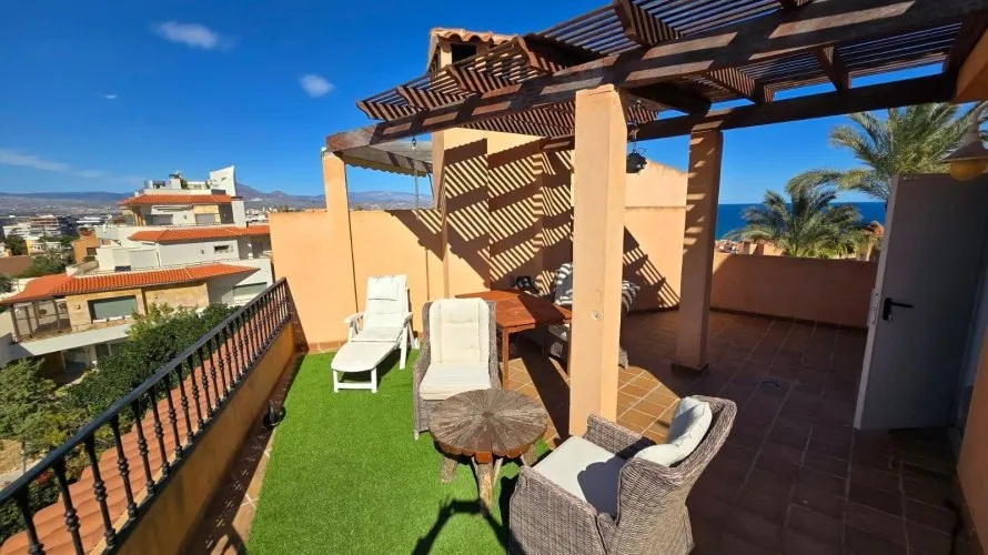 4 bedrooms house for sale, Cabo De Las Huertas, Spain No. 738