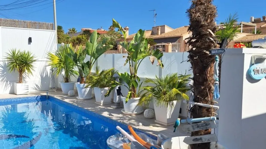 106m² villa for sale, Torrevieja, Spain No. 728 № 3