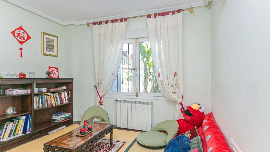 185m² villa for sale, Castilblanco de los Arroyos, Spain No. 756
