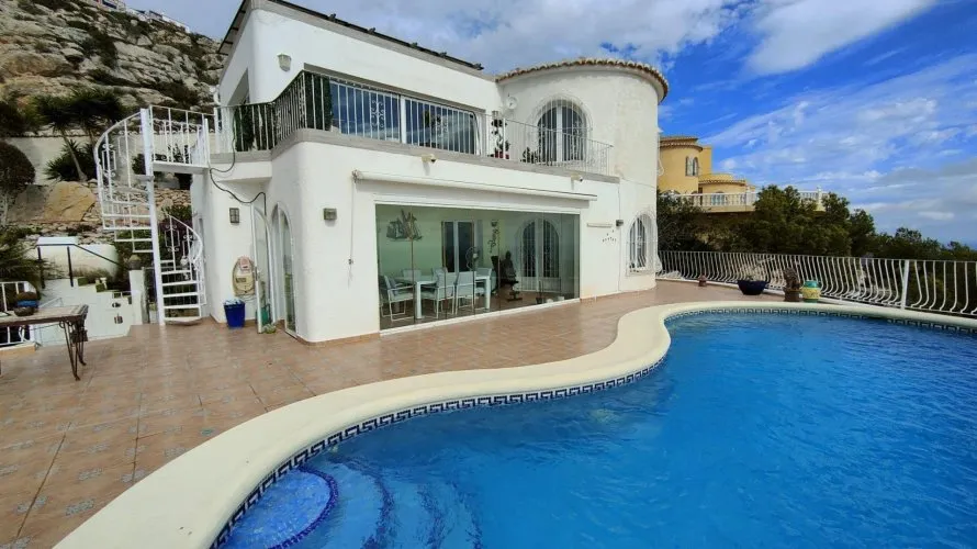 209m² villa for sale, Benitachell, Spain No. 732 № 1