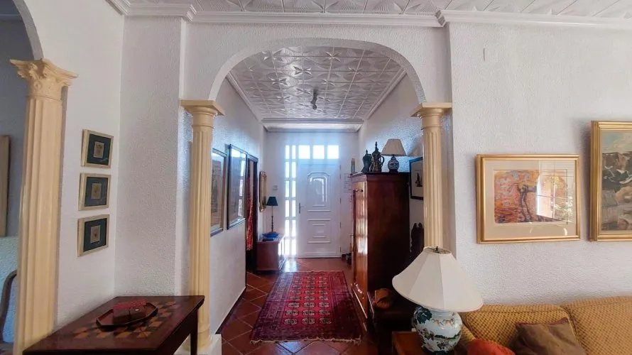 5 bedrooms house for sale, La Marina, Spain No. 737 № 22
