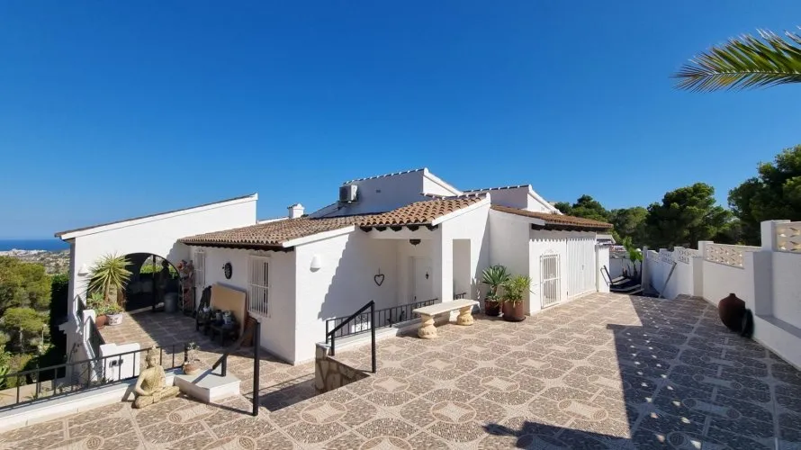 3 bedrooms villa for sale, La Nucia, Spain No. 757 № 5
