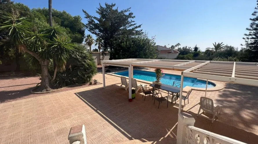 236m² villa for sale, Rojales, Spain No. 723 № 4