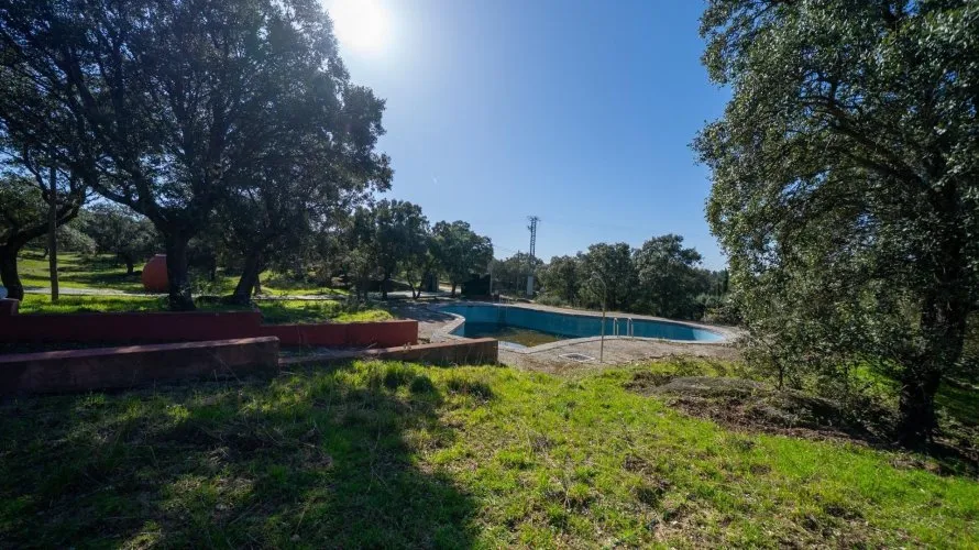 8 bedrooms house for sale, Colmenarejo, Spain No. 767 № 15