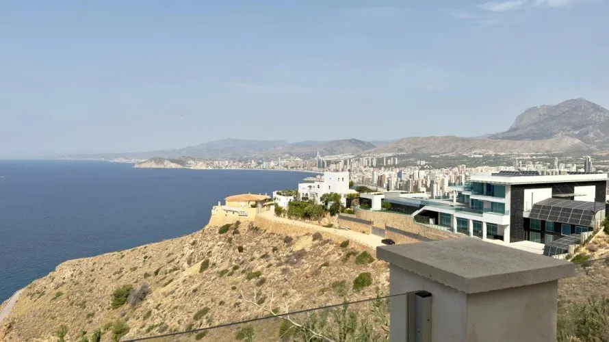 7 bedrooms villa for sale, Benidorm, Spain No. 796 № 8