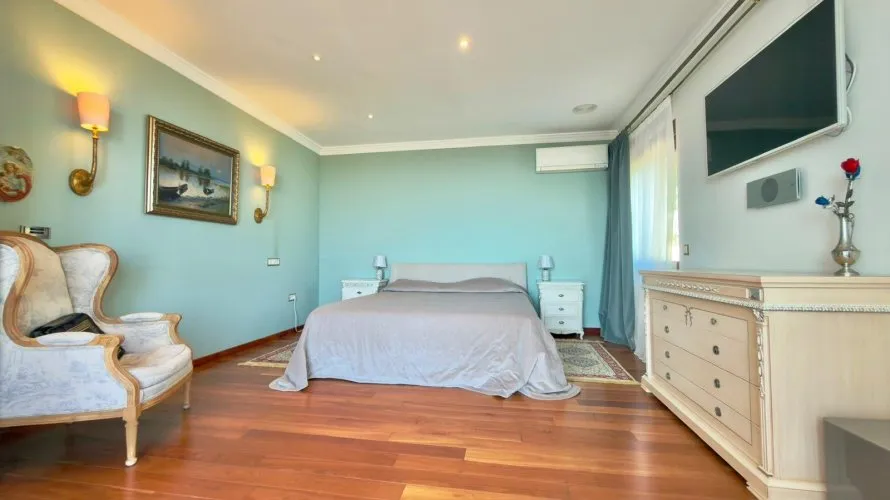 4 bedrooms villa for sale, La Pedrera, Spain No. 768 № 4