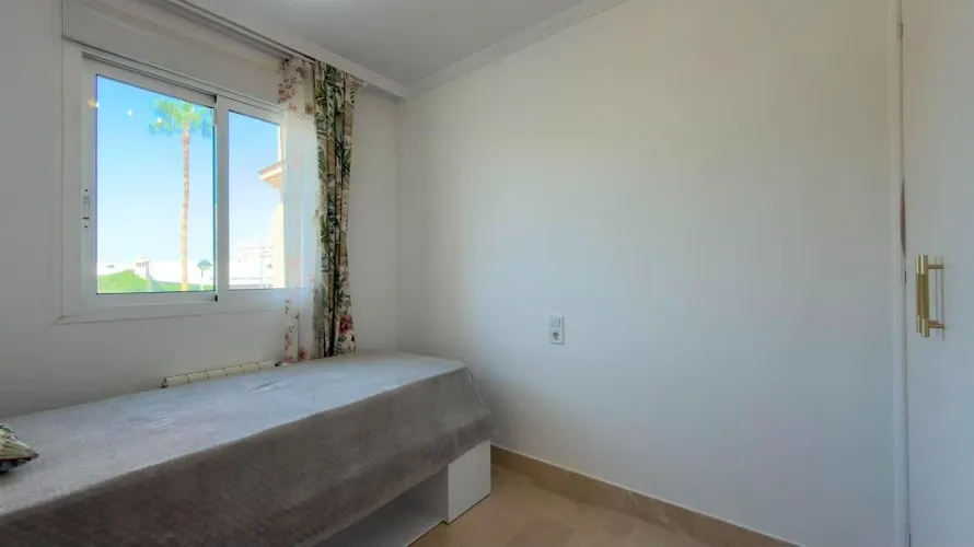 5 bedrooms house for sale, San Juan, Spain No. 762 № 9