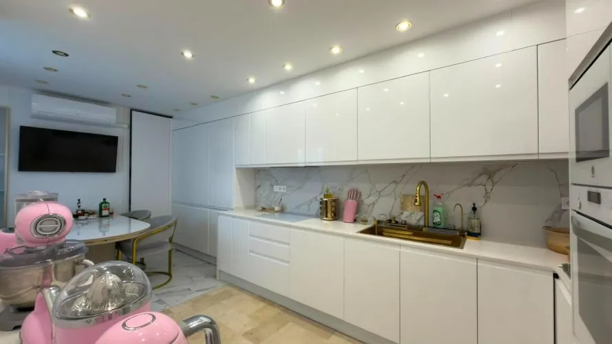 5 bedrooms house for sale, San Juan, Spain No. 762 № 20