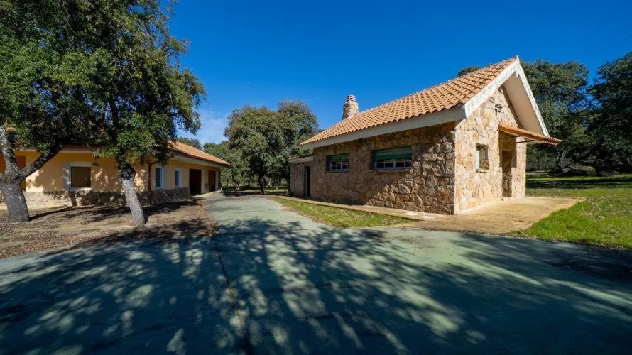 8 bedrooms house for sale, Colmenarejo, Spain No. 767 № 22