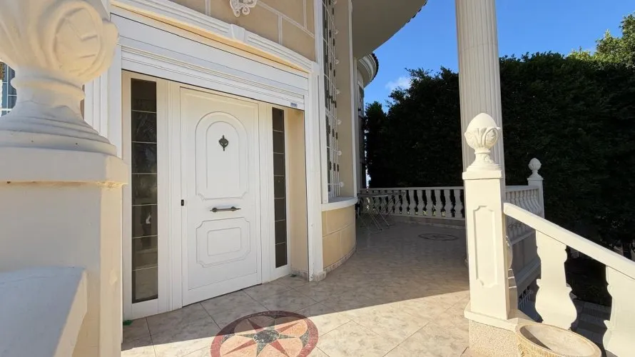 6 bedrooms villa for sale, Rojales, Spain No. 834 № 23