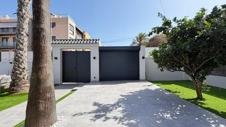 4 bedrooms villa for sale, Torrevieja, Spain No. 844 № 6