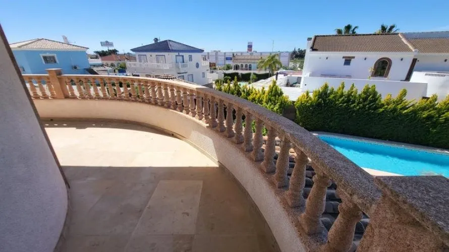 4 bedrooms villa for sale, Rojales, Spain No. 850 № 24