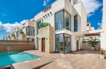 3 bedrooms villa for sale, La Herrada, Spain No. 839