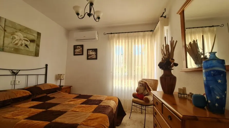 124m² villa for sale, Alicante, Spain No. 842 № 1