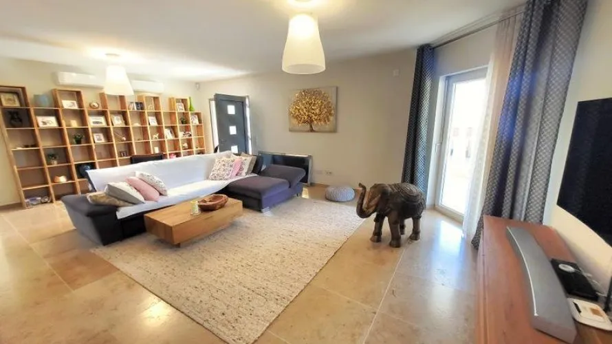 4 bedrooms villa for sale, Rojales, Spain No. 850 № 3