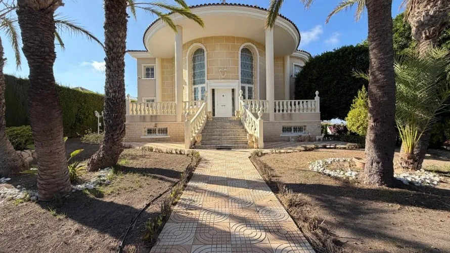 6 bedrooms villa for sale, Rojales, Spain No. 834 № 28