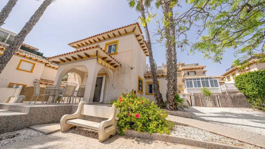 96m² villa for sale, La Zenia, Spain No. 887 № 21