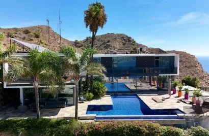5 bedrooms villa for sale, Benidorm, Spain No. 885