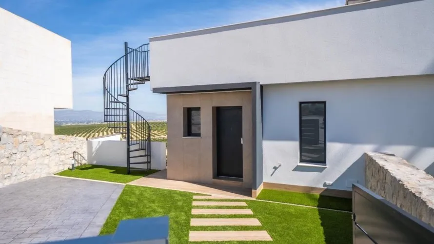 6 bedrooms villa for sale, Algorfa, Spain No. 888 № 2