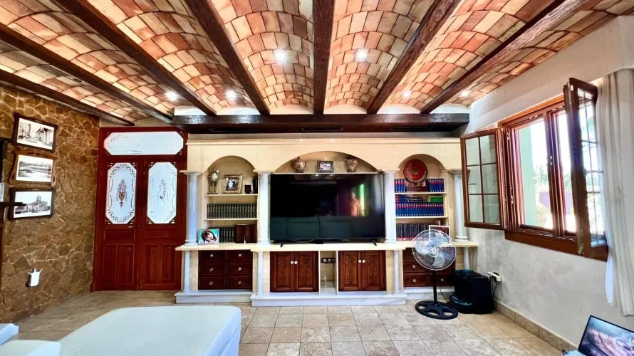 4 bedrooms villa for sale, Almoradi, Spain No. 882 № 2