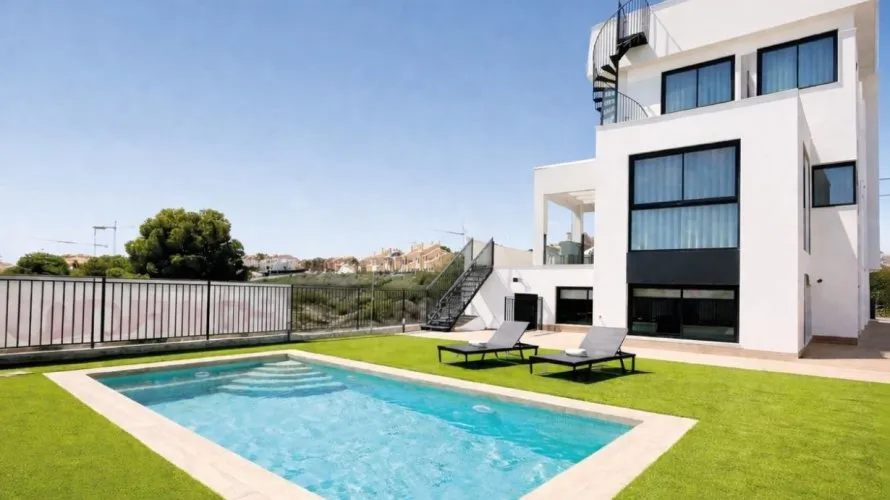 6 bedrooms villa for sale, Algorfa, Spain No. 888 № 28