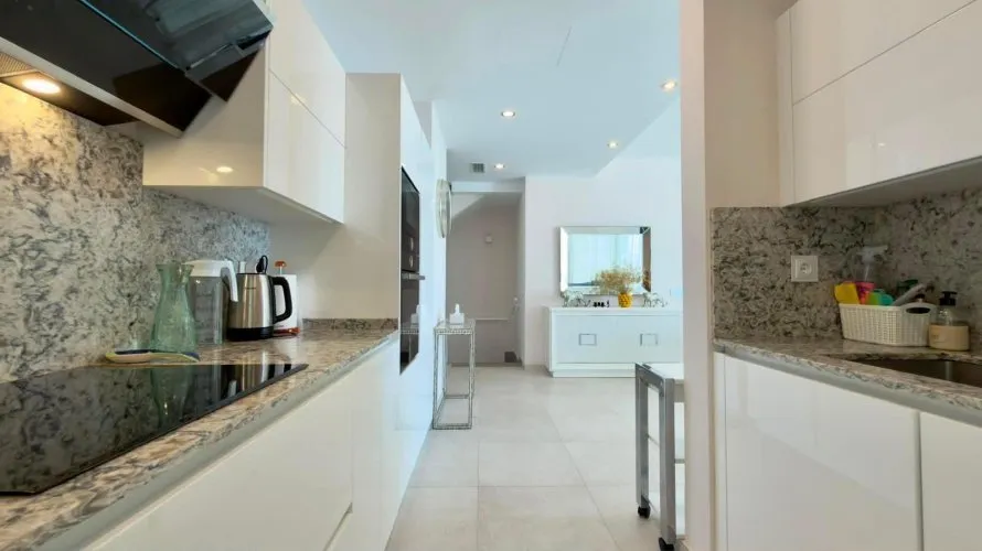4 bedrooms villa for sale, Calpe, Spain No. 853 № 15