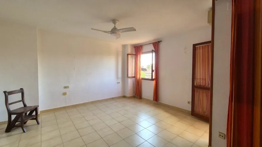 4 bedrooms house for sale, San Juan, Spain No. 886 № 4