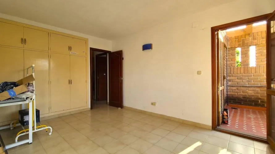 4 bedrooms house for sale, San Juan, Spain No. 886 № 15