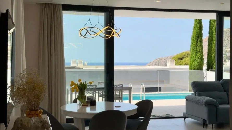 4 bedrooms villa for sale, Calpe, Spain No. 853 № 1