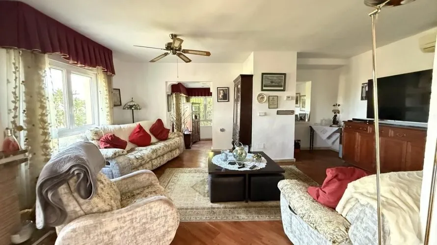 220m² villa for sale, Alicante, Spain No. 890 № 26