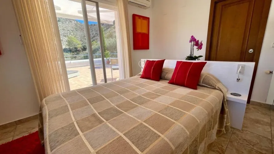 229m² villa for sale, Moraira, Spain No. 892 № 2