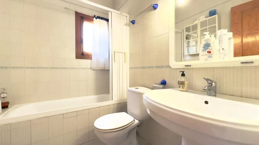 144m² villa for sale, Cabo Roig, Spain No. 897 № 15